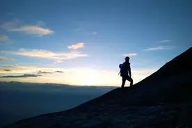 客家五句板《人生在世歌》，唱出人生大道理图片
