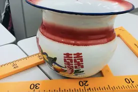 各科老师的茶杯，堪称“节约”大比拼，学生：老师，你们是真的秀图片