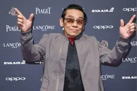 慧眼挖掘刘德华，香港最矮传奇人物，76岁泰迪罗宾近况曝光图片