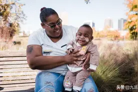 美国一男婴刷新最早早产儿世界纪录 提前132天出生 出生仅420克图片