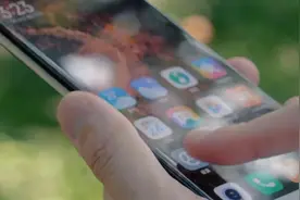 OLED屏的手机寿命真的远不如LCD吗？行内人：得到很多也失去很多图片