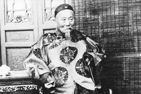 124年前晚清重臣李鸿章曾经访美，在看到繁华的纽约后有何感想？图片