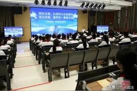 广铁一中思政课：知情意行相统一，立德铸魂润心田，培育铁一般的社会主义接班人图片