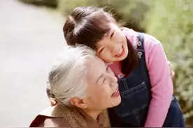 孩子是否有福气看四个位置，如果都是“肉肉的”，那么就恭喜了图片