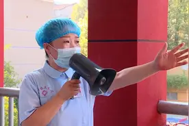 暖心！华容抗疫一线的母女情图片