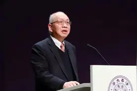 丘成桐怒斥2020丘赛清华排名：一流大学数学人才该怎么培养？图片