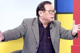 台名嘴叫嚣“解放军上岸后连投降机会都没有”，把主持人都逗笑了图片