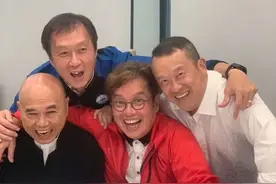 71岁谭咏麟生日，红光满面皮肤饱满，原配出家私生子长居国外图片