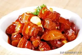 红烧肉好吃又简单的做法，香而不腻，入口即化，色泽红亮有食欲图片