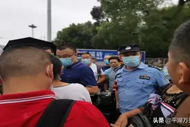 万州火车站5趟列车停运，2000余名滞留旅客得到妥善安排图片