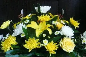 一幅挽岳母的挽联图片