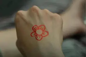 这个元旦，多少人被一朵小红花给治愈了图片