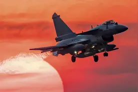 歼10对阵歼15，猛龙斗飞鲨空警200助阵！海航与空军谁更胜一筹？图片