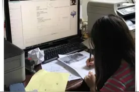 邻居改WiFi密码防蹭网，小孩送一袋鸡蛋求改回，网友：中国好邻居图片