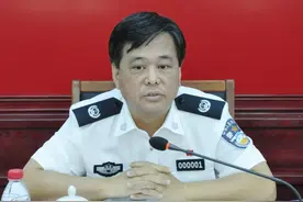 “老政法”跨省调任新疆纪委书记，前任已任中央巡视组组长图片