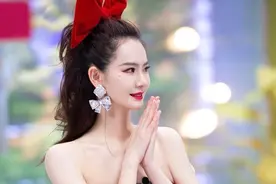 你涂眼霜的方法对了吗？戚薇教你正确方式：淡化细纹和黑眼圈图片