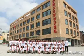 师生共话毕业季 暖心话语情谊长图片