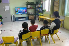 孩子轻唤一声“狗狗”，母亲顿时泪流满面…图片