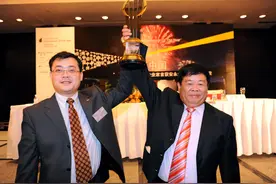 曹德旺的儿子太“谦虚”？我不如父亲，因为我培养不出第二个曹晖图片