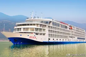 载客300人的重庆到上海游轮旅行，人均票价2万元却惨遭停航图片