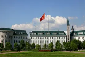 号称贵族小学，武汉三所小学学费高实力强，家长争着送孩子去读图片