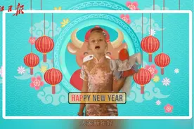 俄罗斯小女孩在汉录视频，俄语、英语和中文介绍中国新年图片