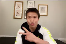 备受期待！张伟丽对手不容小觑，罗斯男友曾拜师少林精通中国功夫图片