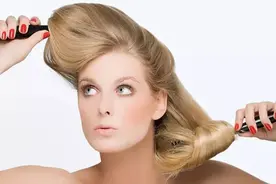 不要以为你这样洗头就对了，其实这样洗发才能不掉发图片