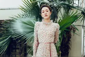 小s醉酒后哭诉，强行秀恩爱，家里人只会逼她生儿子图片