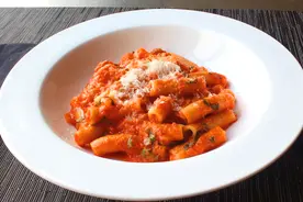 餐厅关门了！传奇秘方却让美味意大利通心粉在每个家庭成为永恒图片