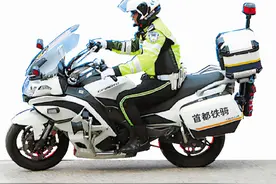 北京800名“铁骑交警”够用吗？如何做到“四快”？独家揭秘图片