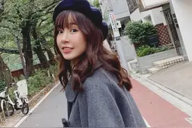 陈赫“小祖宗”身材有多好？穿半腿黑丝都勒不出一丝赘肉，跪了！图片