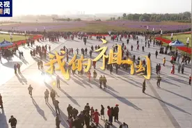 同唱《我的祖国》“燃爆”这个国庆假期图片