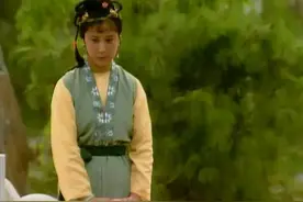 小议彩霞彩云是否同一人图片