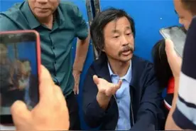 从走红到黯然退网，“流浪大师”沈巍，彰显的是这个时代的悲哀图片