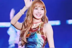 Lisa甜美可爱潮流写真图片