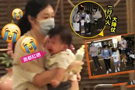 港姐嫁豪门四年抱三，带娃外出虽有仨保姆同行，却仍忙得焦头烂额图片