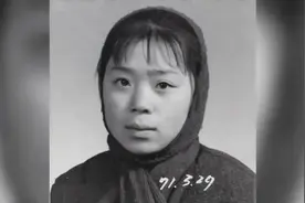 张桂梅最初的名字是“张玫瑰”，小时候也被说“笨蛋”图片