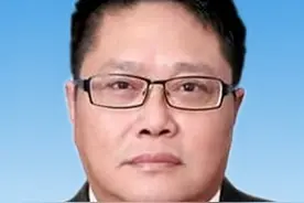 赵国平、李跃当选为十堰市政协副主席，张清甫当选为秘书长图片
