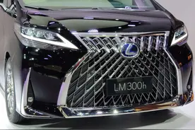 裸车146万加价80万的雷克萨斯LM，安全到底如何？一场车祸就看懂图片