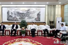 丁小强与中煤国地控股有限公司总裁高越风举行工作会谈图片