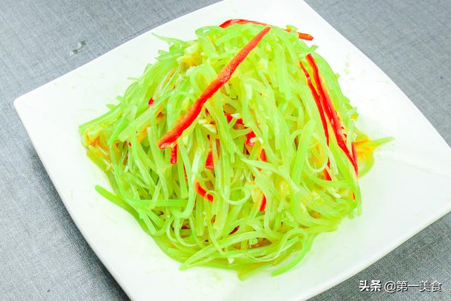 莴笋丝不要清炒了，试试这样凉拌，清脆爽口又好吃