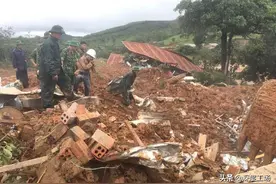 凌晨2点山体崩塌，越南精锐部队基地遭掩埋：大批越军士兵失踪图片
