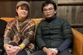 袁立现任丈夫太一般，外表普通还没正当职业，和前任相比差距太大图片