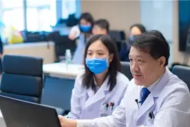 开展全球首例5G远程手术！近日，北京这位眼科专家，再获行业重磅荣誉！图片