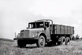 捷克太脱拉军用卡车，二战中大量服役于德军，我国也曾进口了不少图片