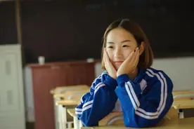 大学生入党：到底是班干部的优势大，还是学生会干部的机会多？图片