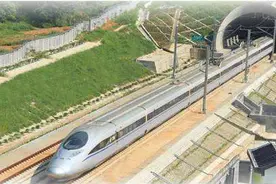 赣深高铁明年将通车：时速350公里穿越7千米隧道，施工难度极高图片