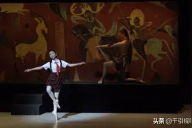 中央芭蕾舞团舞蹈学校再次推出从敦煌壁画跳出来的芭蕾“童话礼物”《九色鹿》图片