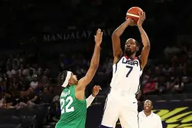 美国热身赛输给尼日利亚，阿杜17+5！名记调侃：易建联太强了图片